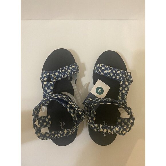 Women's Floris Platform Sport Sandals Universal Thread™ Blue Size 9 New - Picture 2 of 5